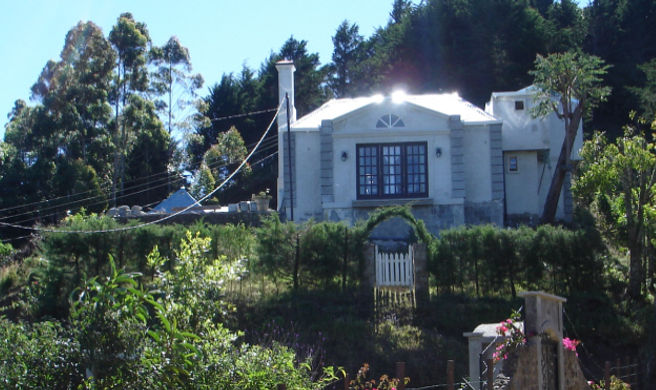 La Corona de Los Santos Exterior