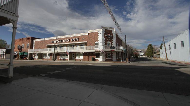 <b>Historian Inn Exterior</b>