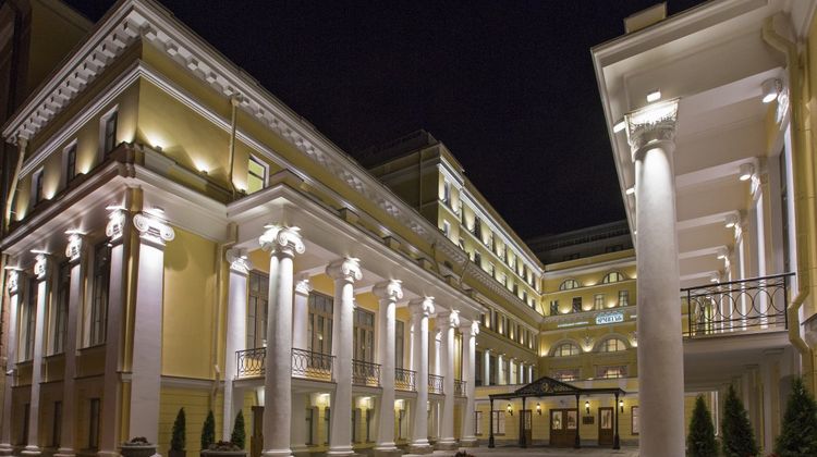 State Hermitage Museum Official Hotel Exterior