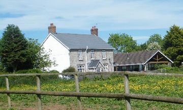 Ballas Farm Country GuestHouse