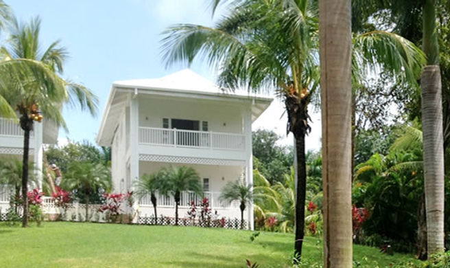 Azul Ocean Club Exterior