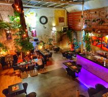 Allamanda Bed and Breakfast Restaurant