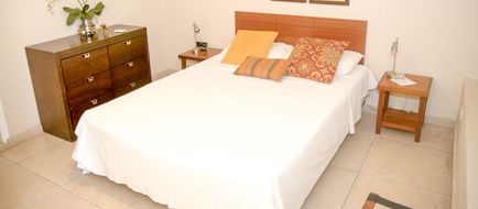 Allamanda Bed and Breakfast Room