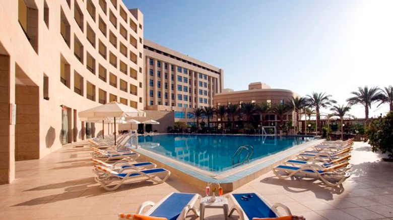 <b>TEDA Swiss Inn Plaza Hotel, Ain Soukhna Pool</b> <b>TEDA Swiss Inn Plaza Hotel, Ain Soukhna Pool</b>