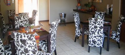 Moonriver Guest House Lobby