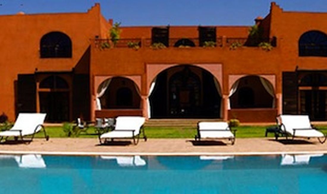 Al Riadinou Exterior