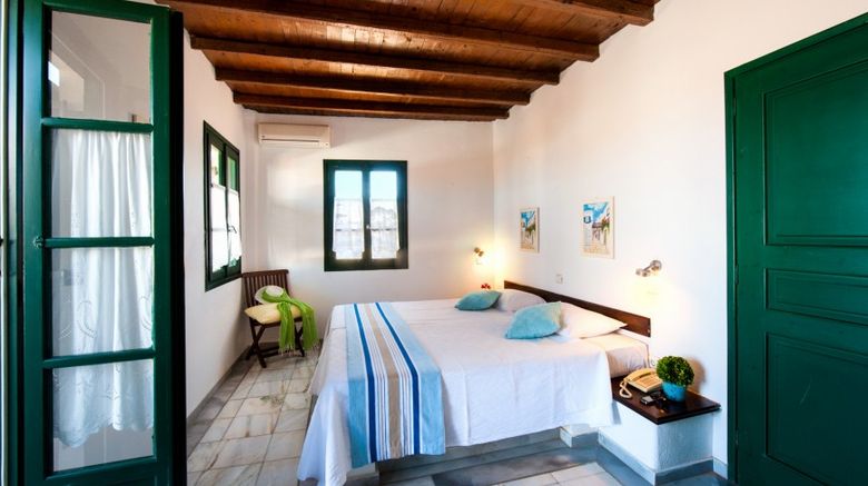<b>Chroma Paros Hotel Room</b>
