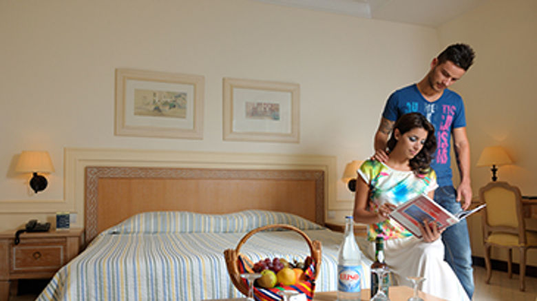 <b>Madeira Regency Palace Room</b>