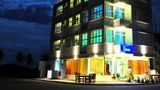 <b>UI Inn Exterior</b>