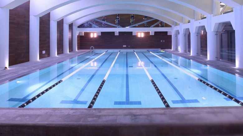 <b>4 Spa Resort Hotel Pool</b>
