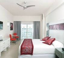 Hotel Riu Playa Blanca Room