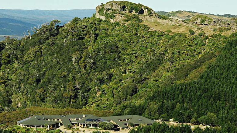Westhaven Luxury Lodge Exterior
