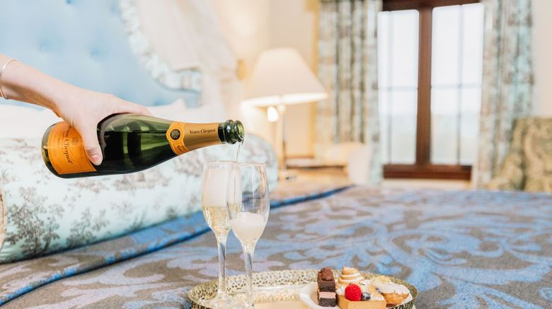 <b>Mirbeau Inn & Spa at The Pinehills Room</b>