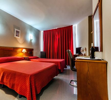 Hotel Valdemoro Room