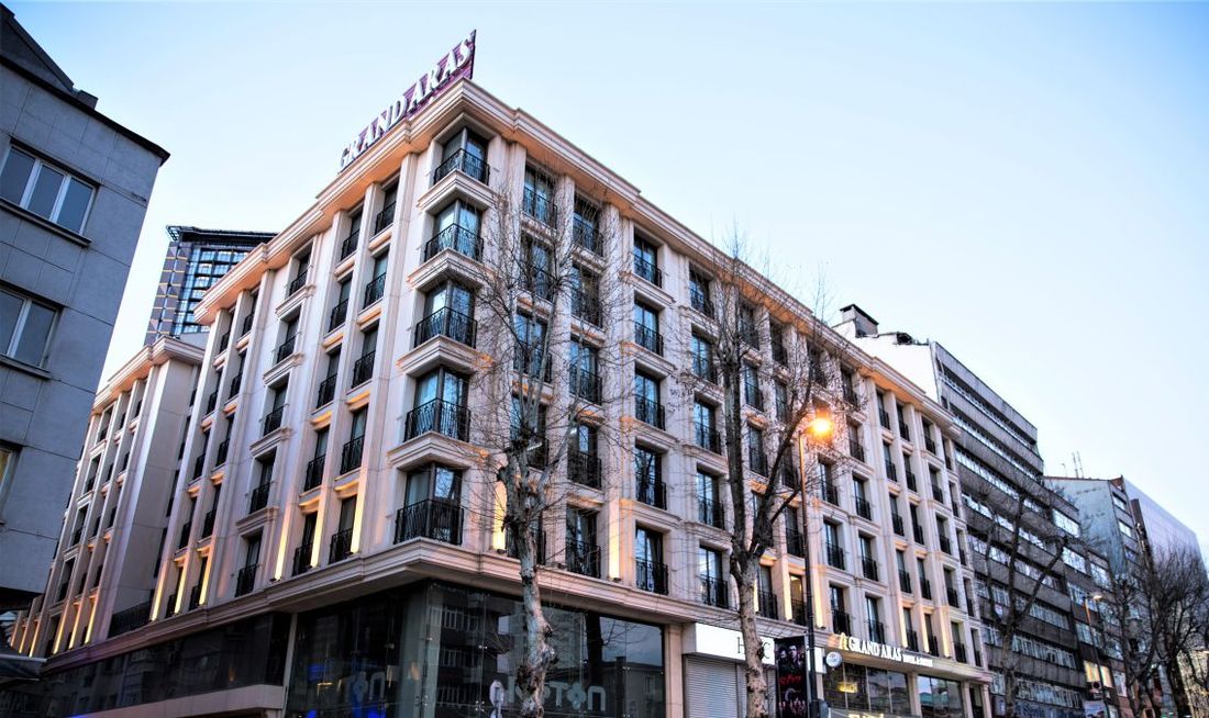Grand Aras Hotel & Suites Istanbul Sisli Exterior