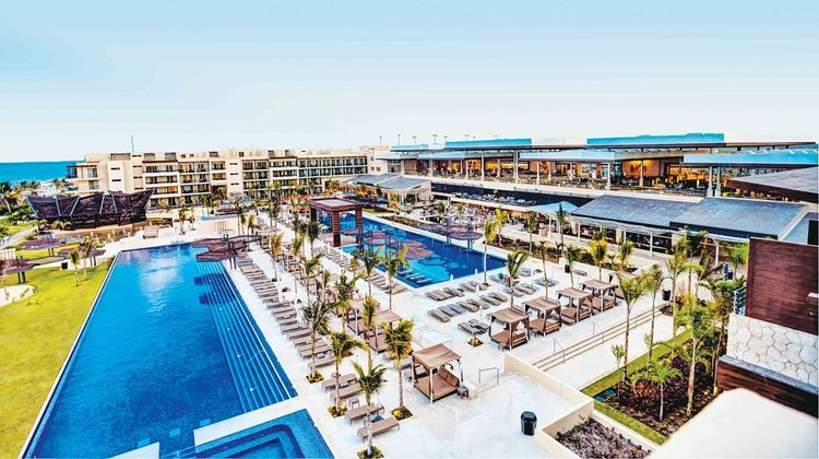 Royalton Riviera Cancun Resort & Spa Exterior