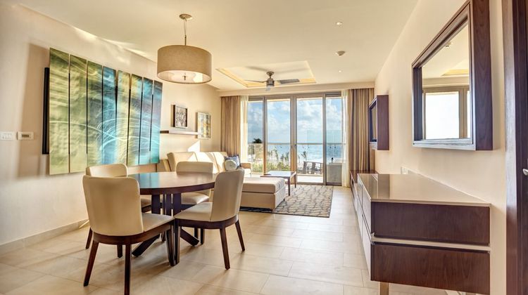 Royalton Riviera Cancun Resort & Spa Suite
