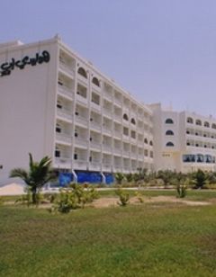 Ramada Almukalla Hotel