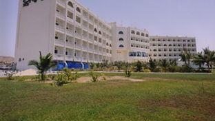 Ramada Almukalla Hotel