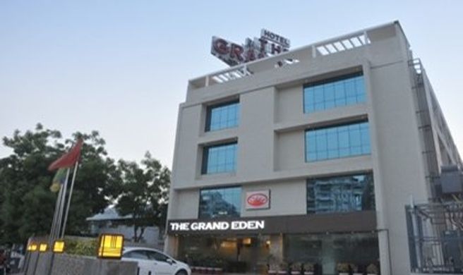 Vista Rooms Grand Eden Hotel Exterior