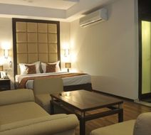 Vista Rooms Grand Eden Hotel Suite