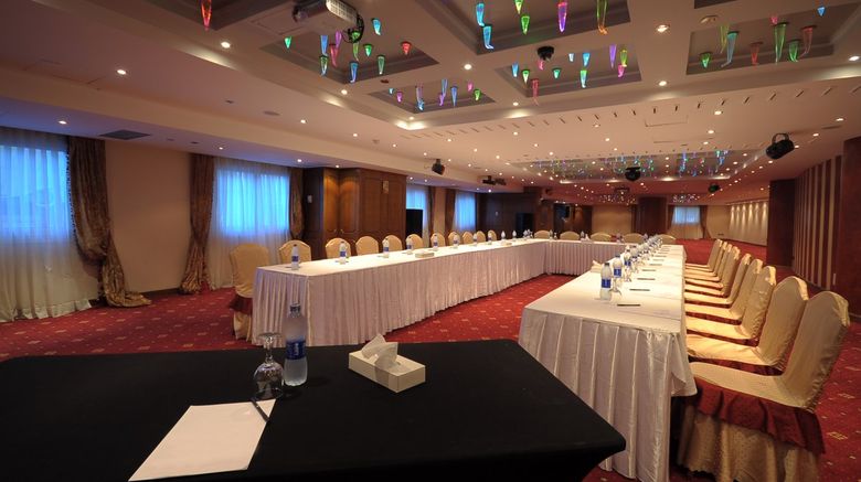 <b>Cherry Maryski Hotel Banquet</b>