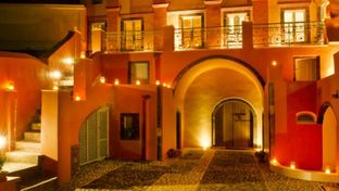 Markezinis Santorini Suites