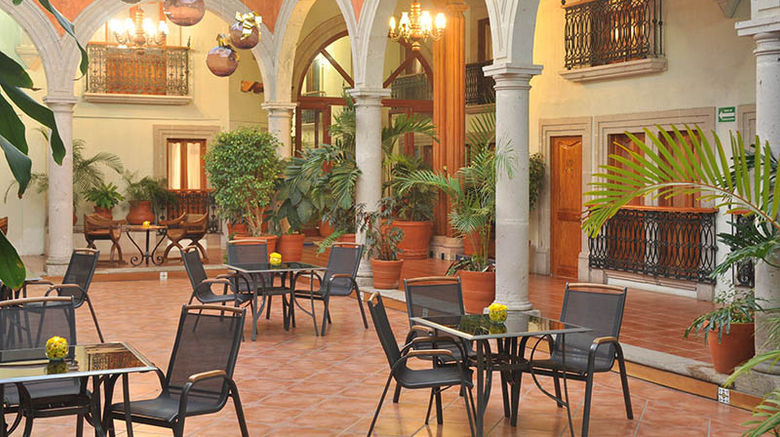 <b>Hotel Mision Patzcuaro Centro Historico Lobby</b>