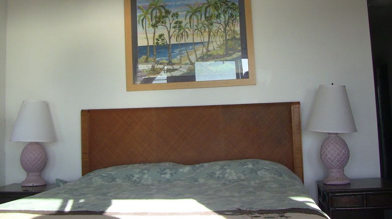 <b>Kona Hawaii Guest House Room</b>