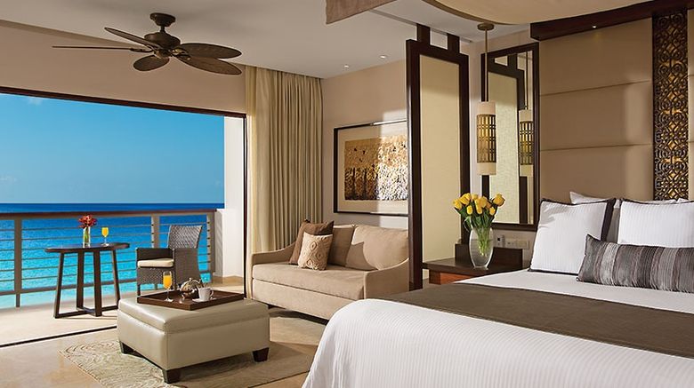 <b>Secrets Playa Mujeres Golf & Spa Resort Room</b>