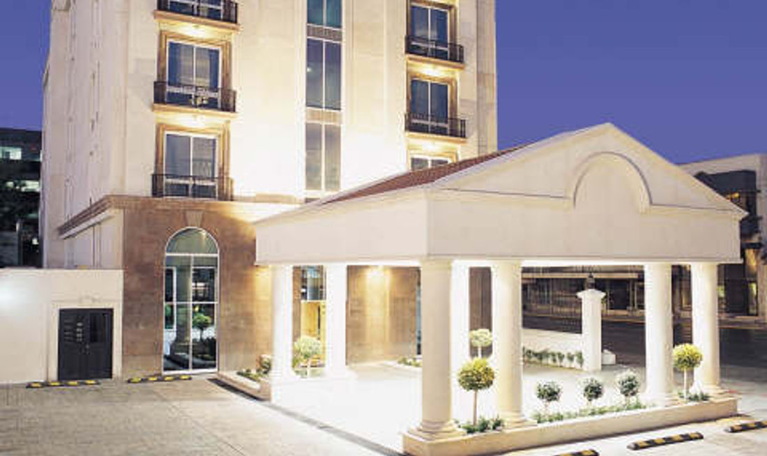 Hotel Parque Central Exterior