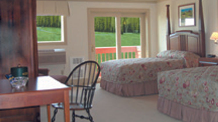 Atkinson Resort & Country Club Suite