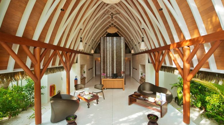 <b>Kandolhu Island Spa</b>