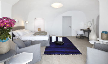 Santorini Secret Boutique Hotel