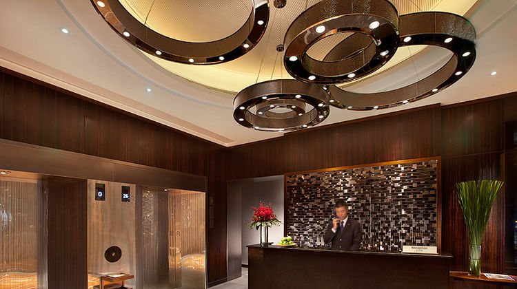 Hotel One Eighteen Lobby
