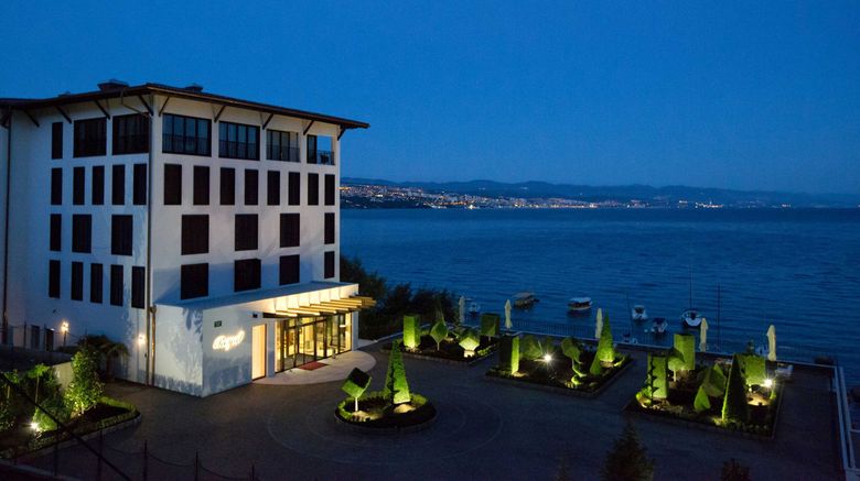 <b>Amadria Park Hotel Royal Exterior</b> <b>Amadria Park Hotel Royal Exterior</b>