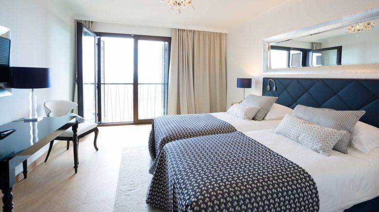 <b>Amadria Park Hotel Royal Room</b> <b>Amadria Park Hotel Royal Room</b>