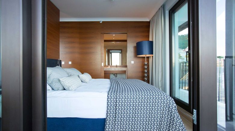 <b>Amadria Park Hotel Royal Room</b> <b>Amadria Park Hotel Royal Room</b>