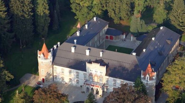 <b>Chateau Heralec Boutique Hotel Exterior</b>