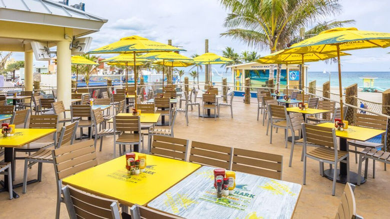 <b>Margaritaville Hollywood Beach Resort Bar/Lounge</b> <b>Margaritaville Hollywood Beach Resort Bar/Lounge</b>