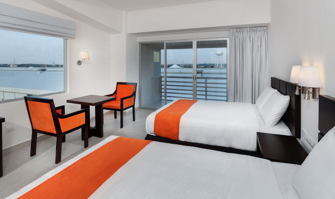Yes Inn Room
