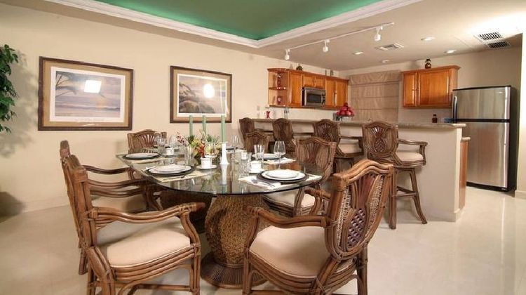Aventuras Club Lagoon Restaurant