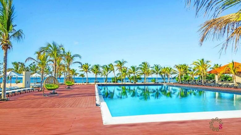 <b>Sun Aqua Pasikudah Pool</b>