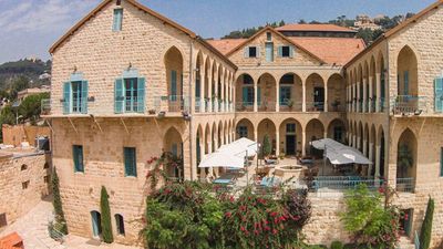 Deir Al Oumara B&B