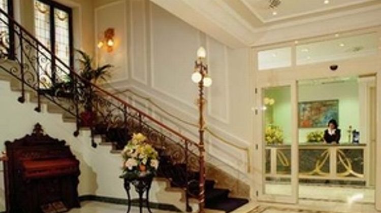 Sercotel Horus Zamora Lobby