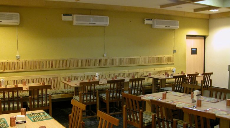 <b>Arunai Anantha Resort Restaurant</b> <b>Arunai Anantha Resort Restaurant</b>