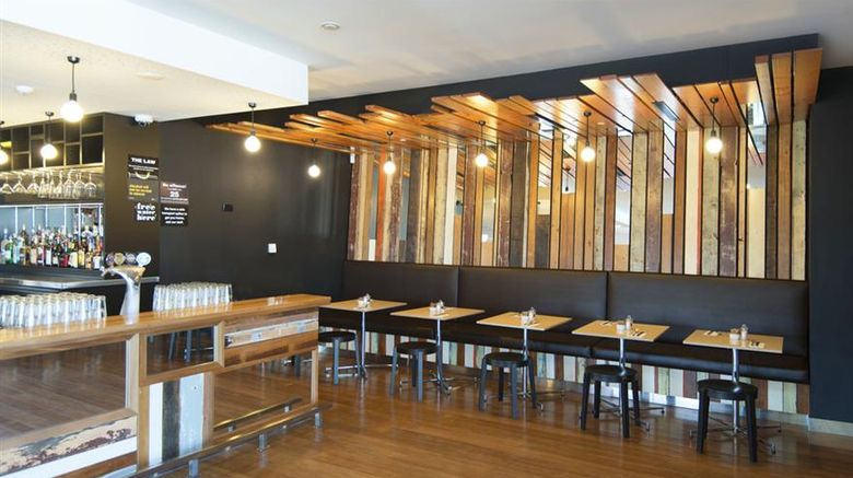 <b>BreakFree on Cashel Restaurant</b>