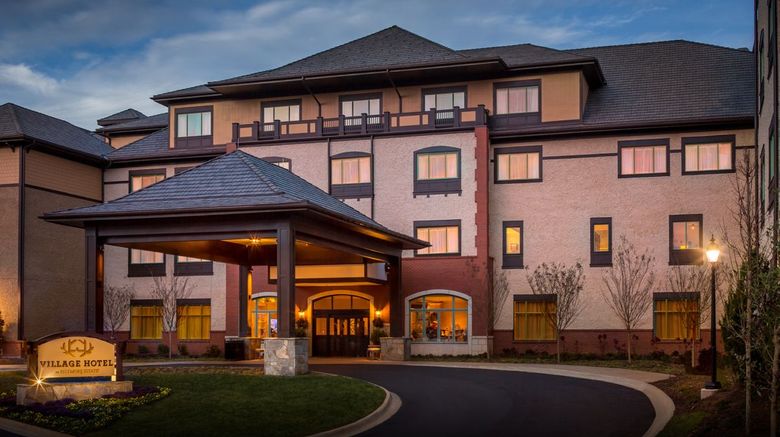Village Hotel on Biltmore Estate Exterior
