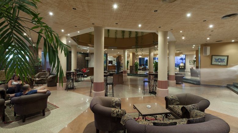 <b>Golden Beach Resort Lobby</b>