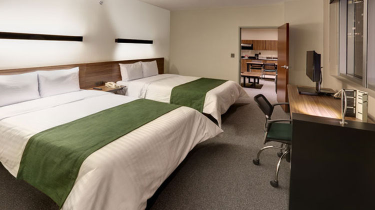 City Express Suites by Marriott Room